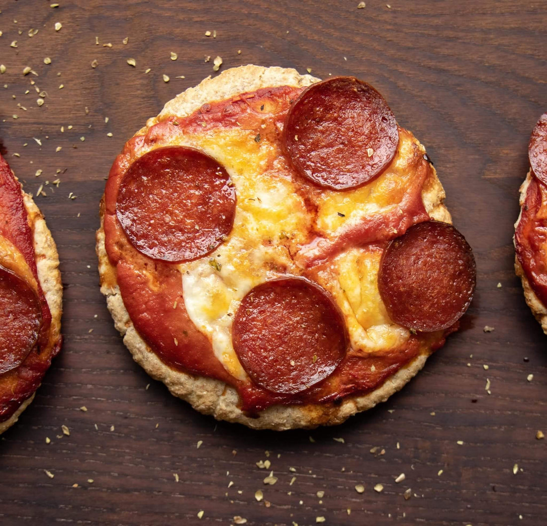 Quick pizza recipe with pita bread crust