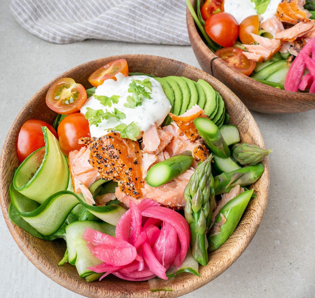 Salad Bowl with Salmon and Garlic Dressing Recipe